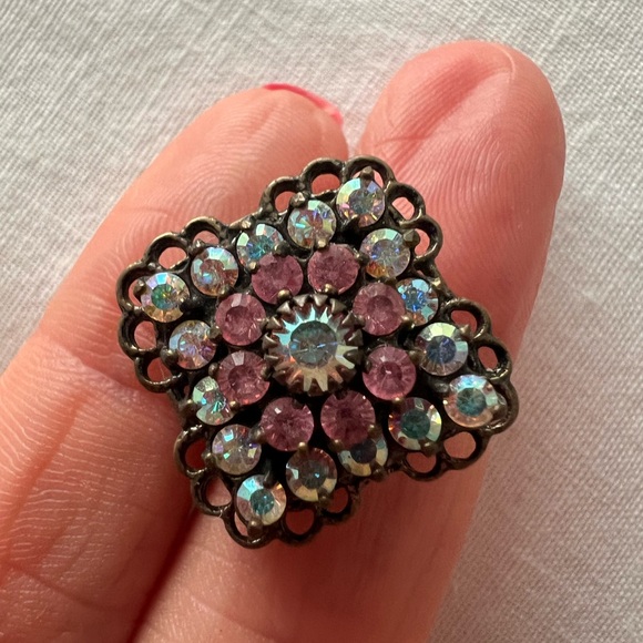 PINK/ WHITE SPARKLY STONE EARRINGS- PIERCED/ VINTAGE - Picture 2 of 5